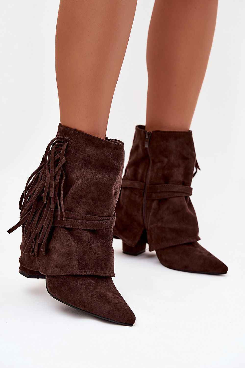 Heel boots model 221129